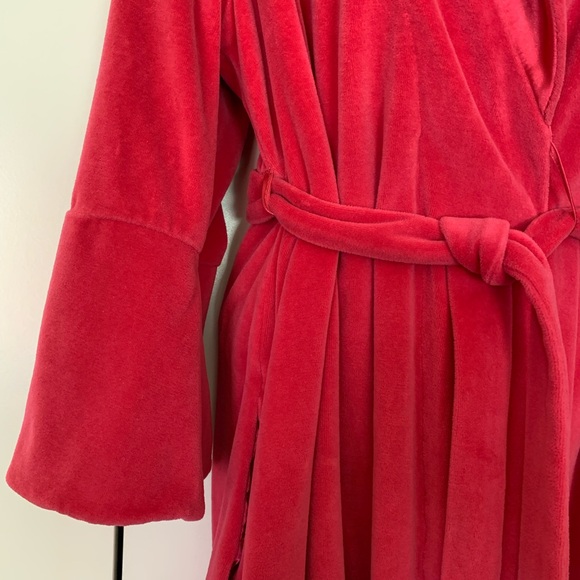 Casual Moments plush pink robe L - Picture 6 of 9